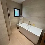 Porto-vecchio, Luxueuse 8 Pers, 4 Chambres, Piscine Privée Villa