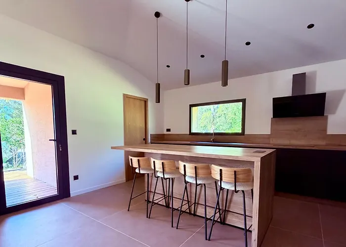 Porto-vecchio, Luxueuse 8 Pers, 4 Chambres, Piscine Privee Villa